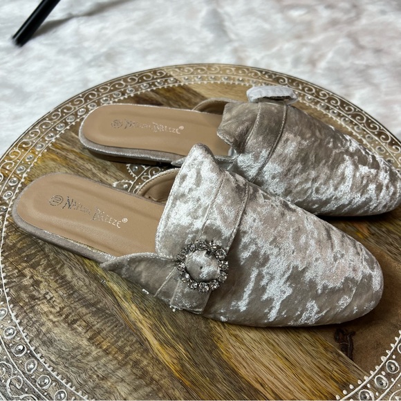 NWT Nature Breeze Slip on Women's Faux Velvet Mules - Picture 6 of 13